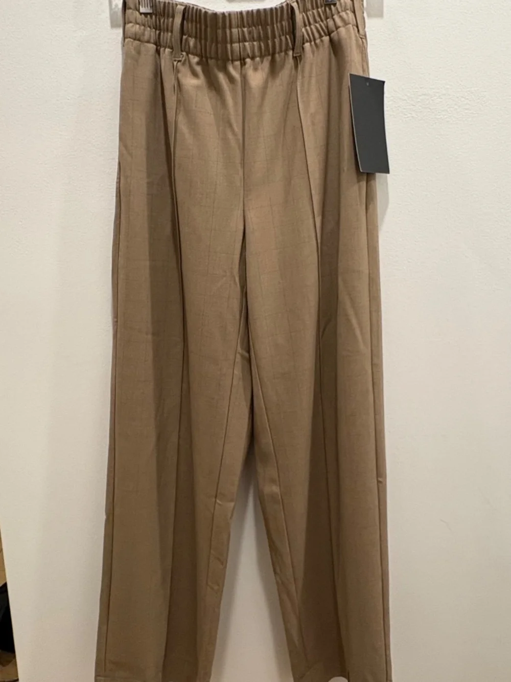 NWT Tuckernuck Tan Straight Leg Pants (S) - Elastic Waist - Picture 3 of 5
